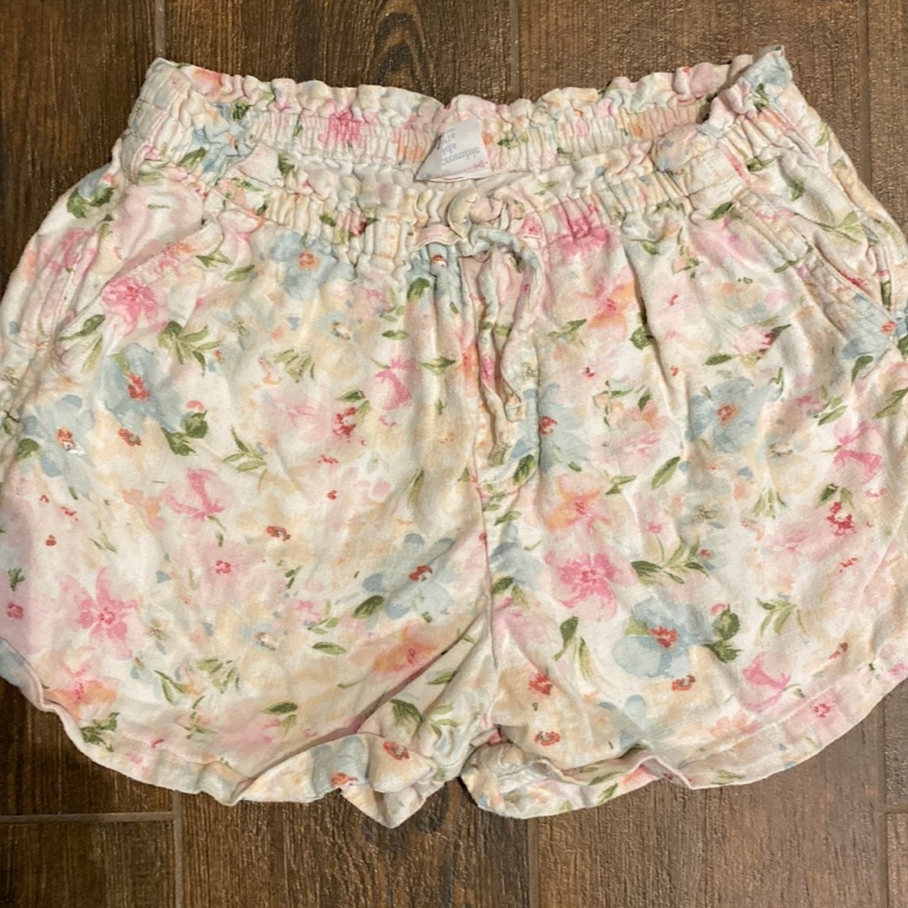 Abercrombie kids floral shorts